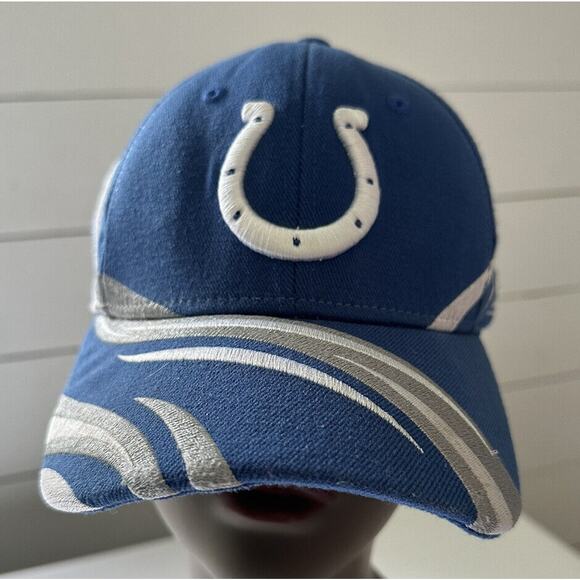 Indianapolis Colts Reebok NFL Mid-2000s Sideline Striped Blue Fitted Hat OSFA - Picture 1 of 7